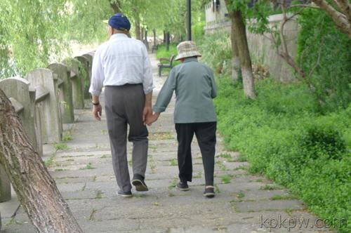 中控操作员岗位职责